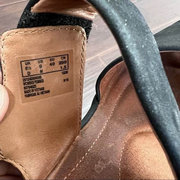 Clarks bendable women’s wedge heel sandals adjustable strap - Picture 5 of 6